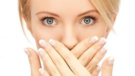 بوی بد دهان: علت، رفع و درمان